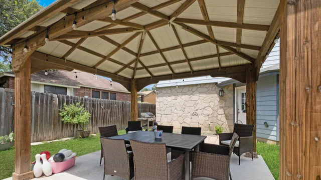 Retama Hollow in Live Oak, photo 2