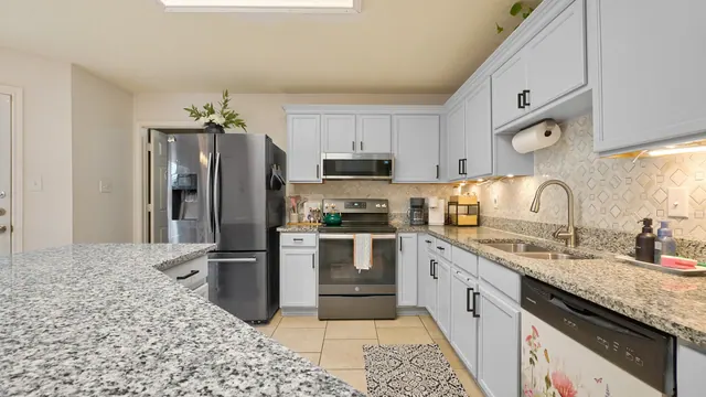 Retama Hollow in Live Oak, photo 10