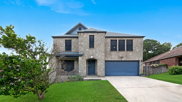 Retama Hollow in Live Oak, photo 12