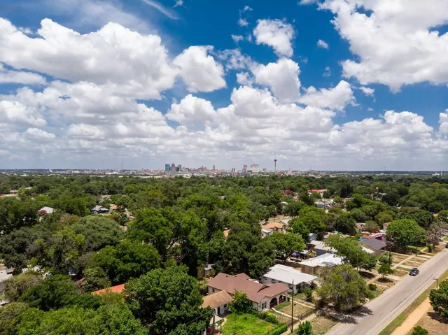 Collins Garden Studio 1B in San Antonio, photo 16