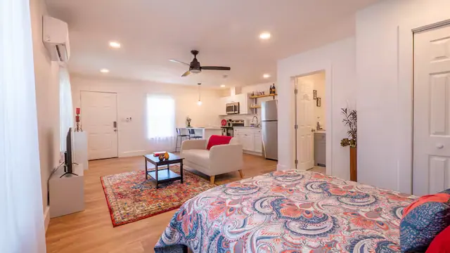 Collins Garden Studio 1B in San Antonio, photo 24